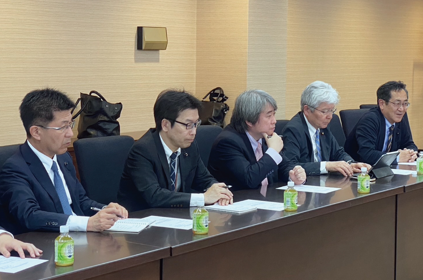 北海道漁業協同組合連合会・北海道税理士政治連盟との意見交換会を実施