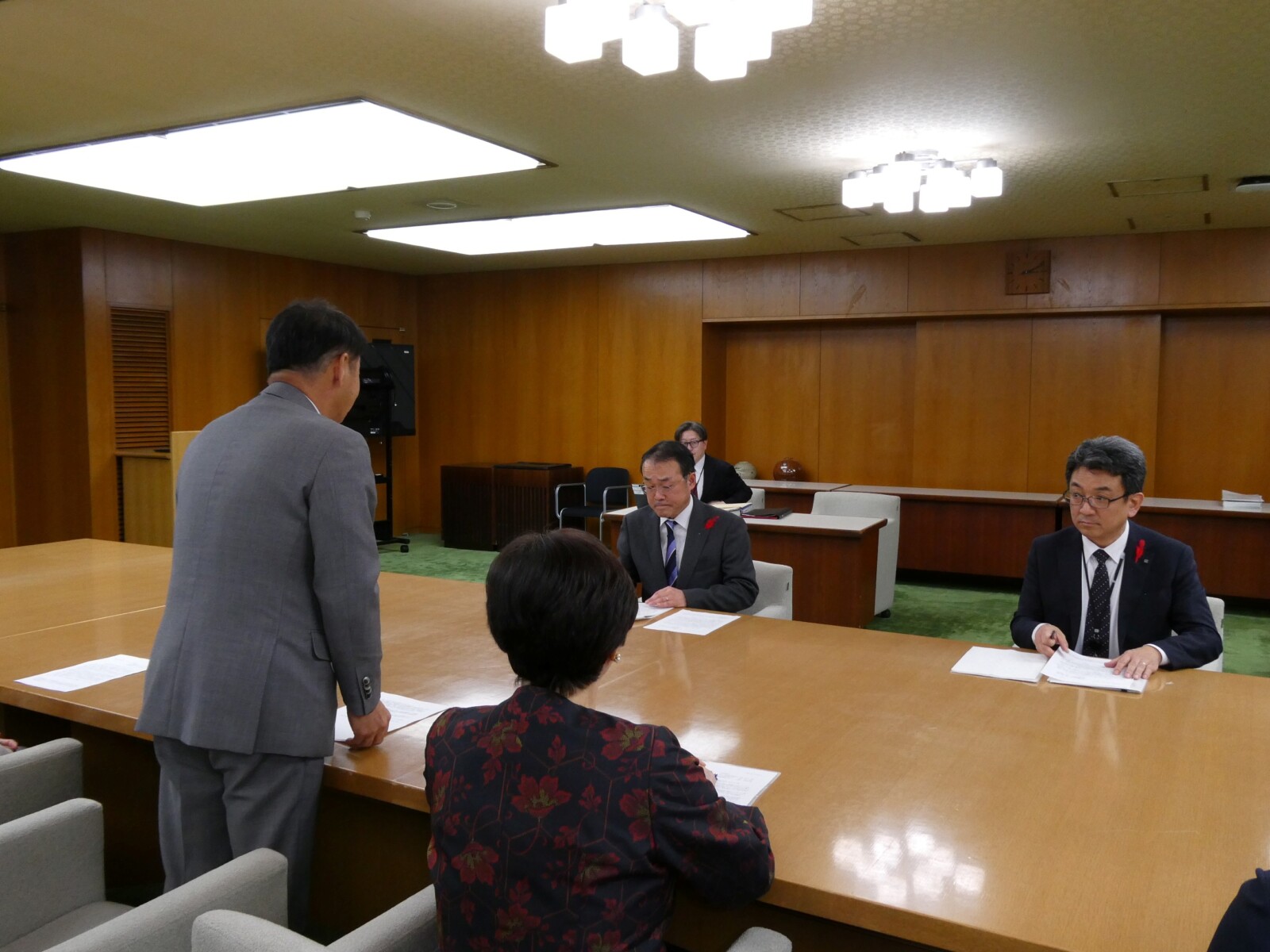 道知事に対して「泊原発再稼働の慎重な判断を求める」申入れを実施。